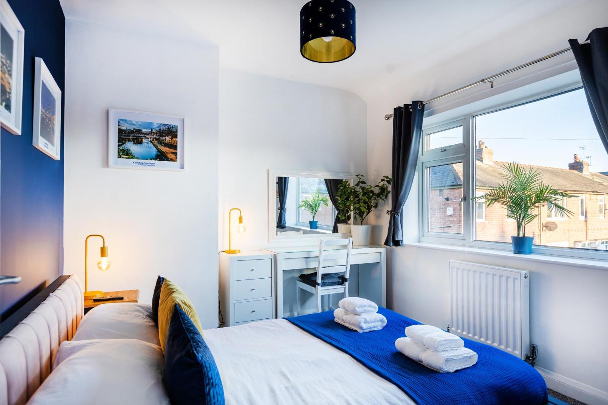 The Heart - Cosy 3 Bedroom House With Double Driveway And Garden In Manchester Exterior foto