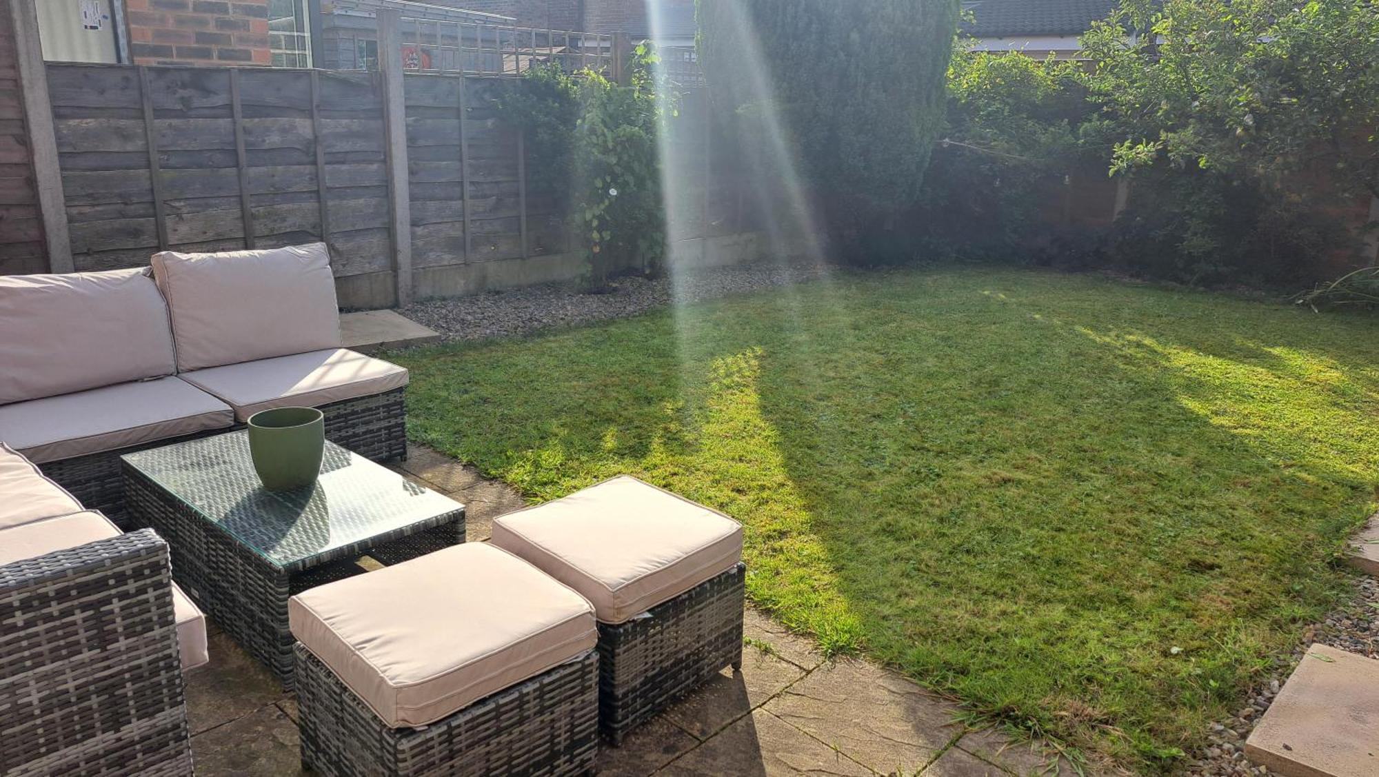 The Heart - Cosy 3 Bedroom House With Double Driveway And Garden In Manchester Exterior foto
